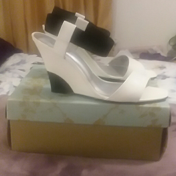 Shoes - Picture 2 of 2